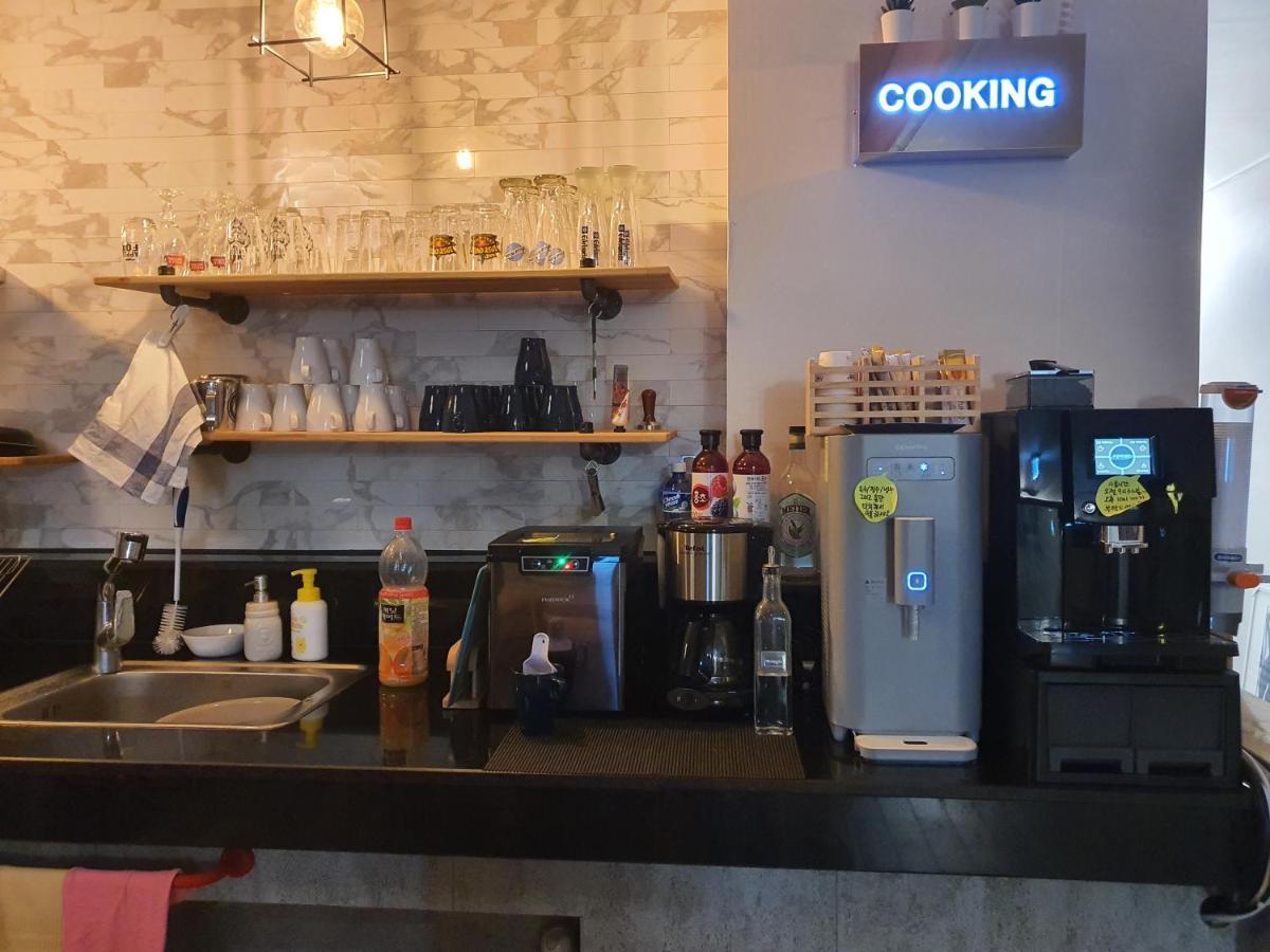 Gyeongju Bonghwangmansion Hostel Екстериор снимка