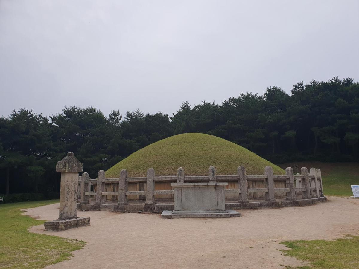 Gyeongju Bonghwangmansion Hostel Екстериор снимка