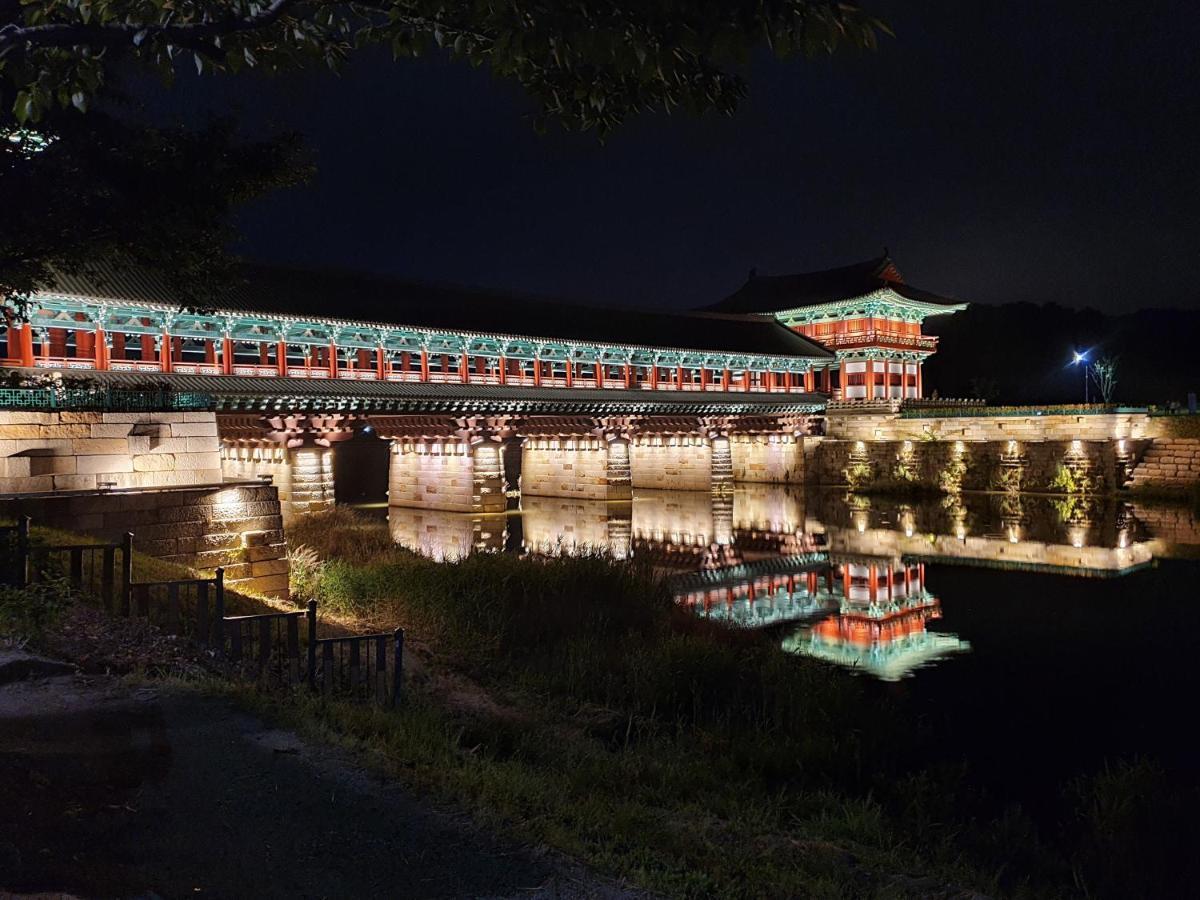 Gyeongju Bonghwangmansion Hostel Екстериор снимка